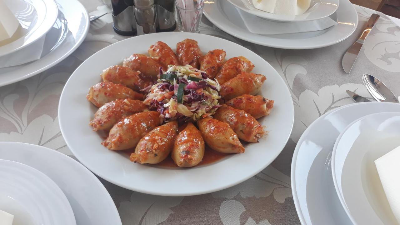 Prenociste I Restoran Ihthis Bajina Basta Exterior photo